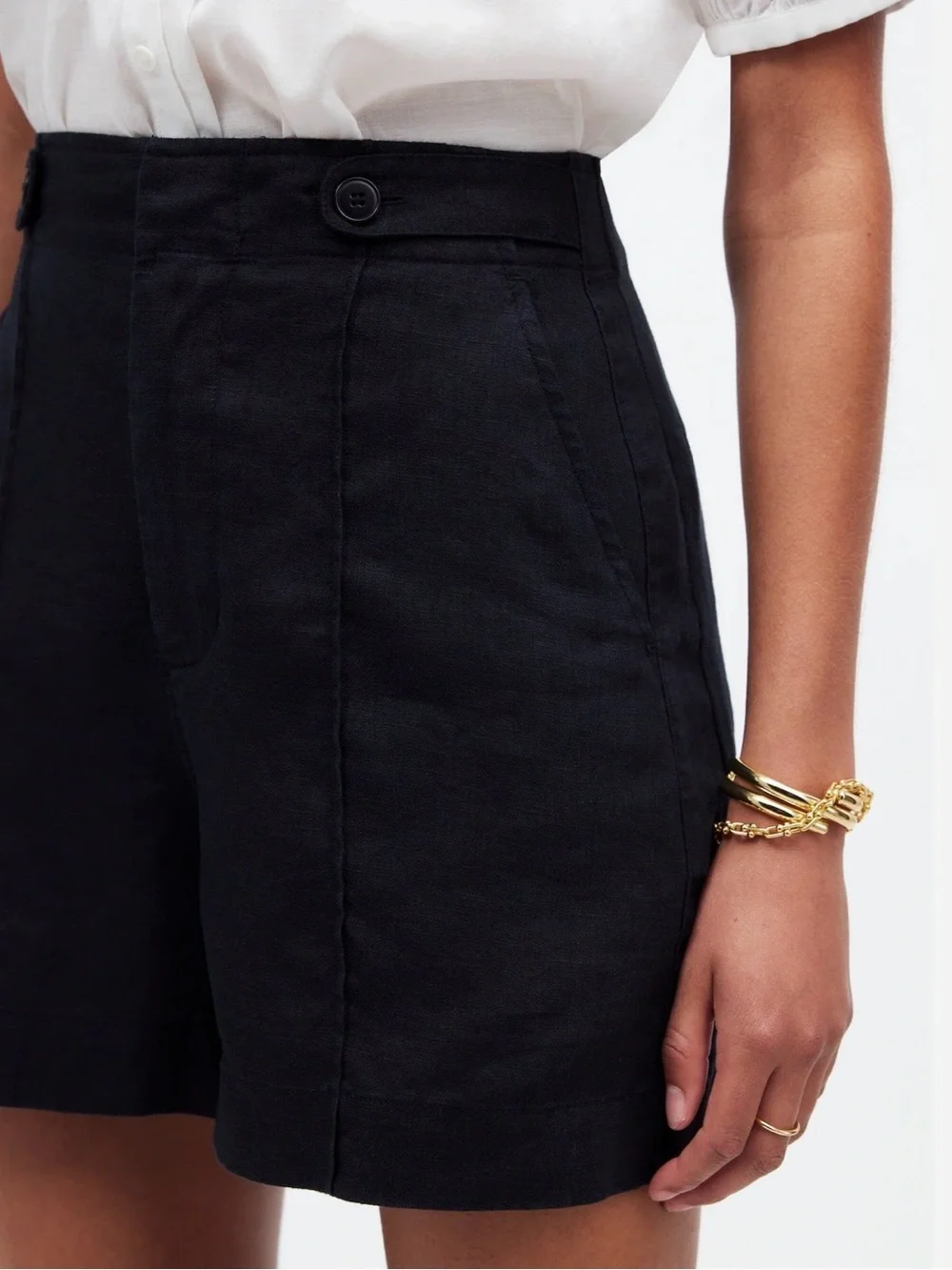 Madewell Clean Button-Tab Shorts in 100% Linen